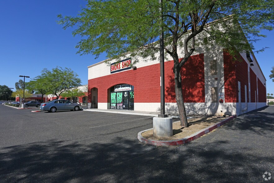 6808 N Dysart Rd, Glendale, AZ à vendre - Photo du bâtiment - Image 1 de 10