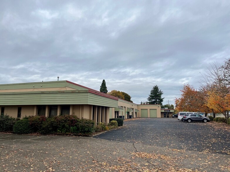 2300 Ferry St SW, Albany, OR for sale - Building Photo - Image 1 of 14