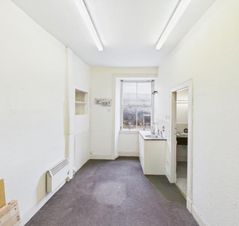 122-130 St Stephen St, Edinburgh, EDH EH3 5AD - Unit 130 - - Interior Photo - Image 1 of 2