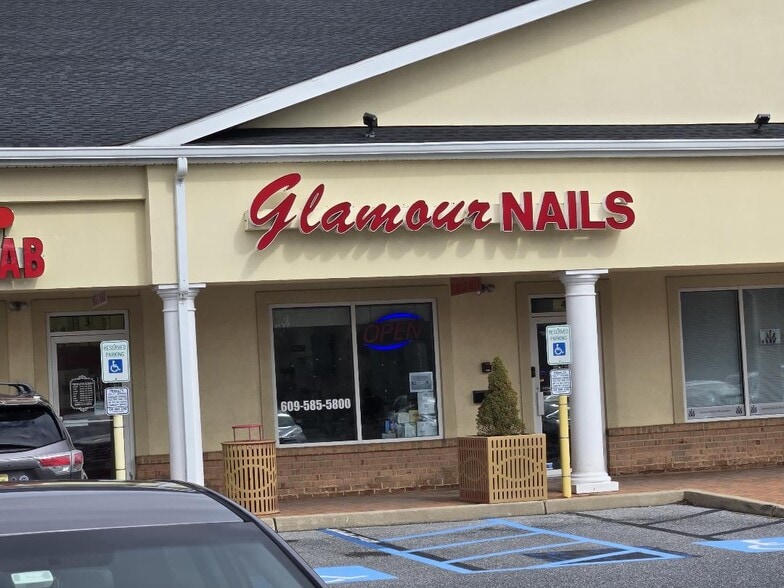 621 N Route 130, Hamilton, NJ for lease - Building Photo - Image 3 of 13