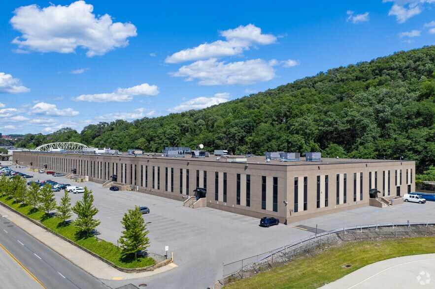2600-2800 Liberty Ave, Pittsburgh, PA à louer - Photo principale - Image 1 de 4
