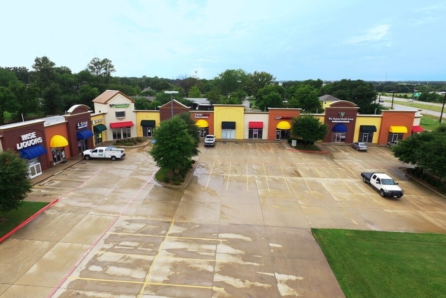 2202 US Highway 380, Bridgeport, TX à louer - Photo du bâtiment - Image 3 de 33
