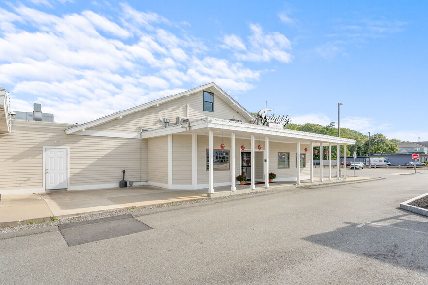 119 Washington St, Plainville, MA for lease - Building Photo - Image 2 of 68