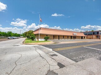 Plus de détails pour 321 N 1st St, Lufkin, TX - Bureau à vendre