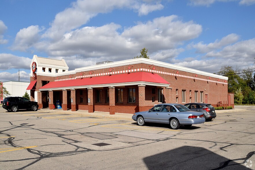 1204 N Barron St, Eaton, OH à vendre - Photo du bâtiment - Image 2 de 4