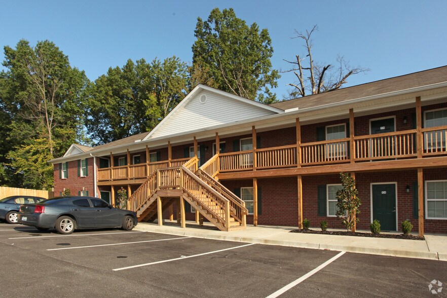 6800 Crawford Crossing Pl, Louisville, KY à vendre - Photo du bâtiment - Image 3 de 11