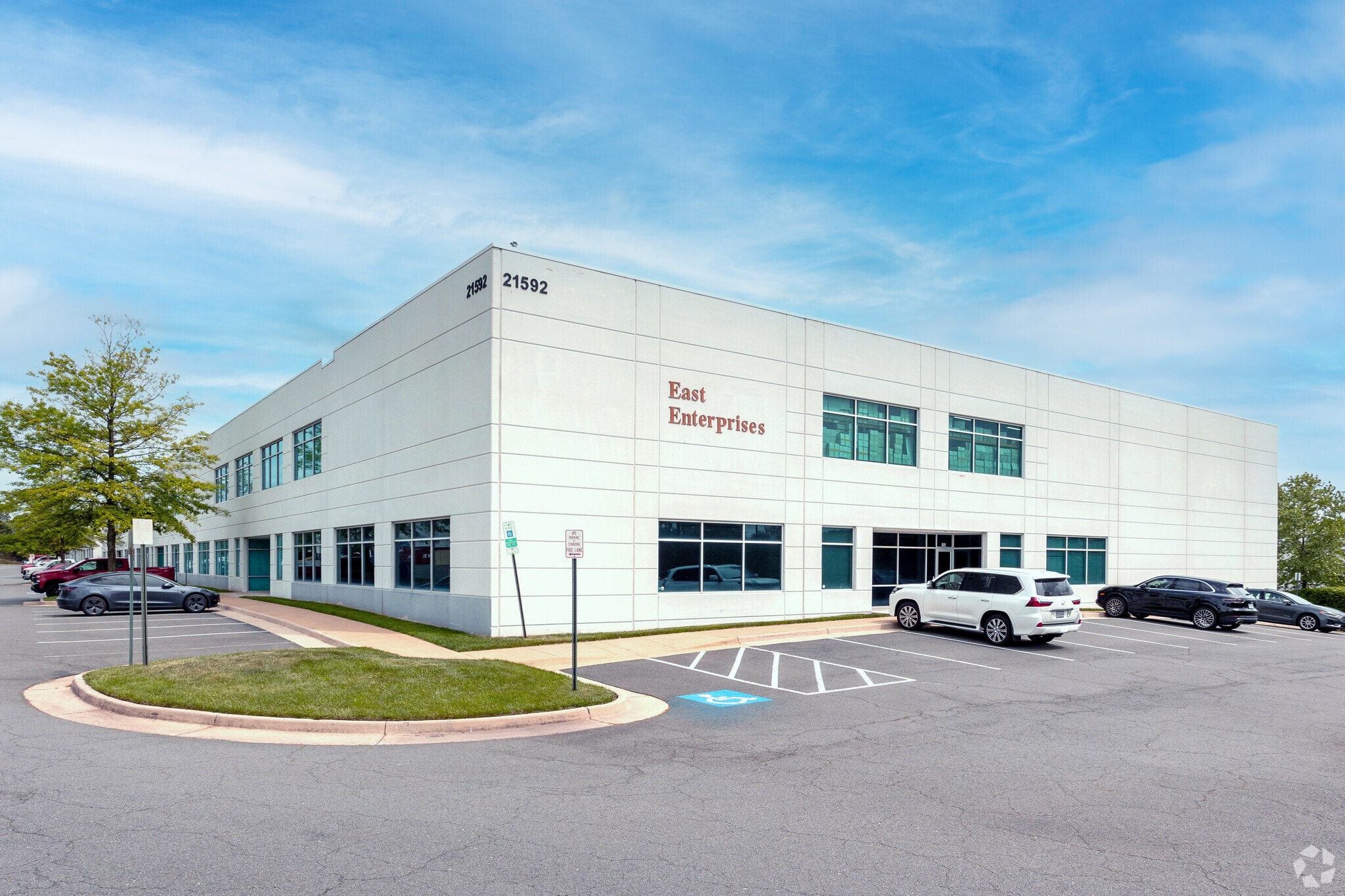 21598 Atlantic Blvd, Sterling, VA for sale Primary Photo- Image 1 of 12