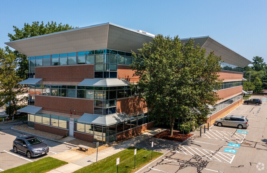 285 Billerica Rd, Chelmsford, MA à louer - Photo du bâtiment - Image 3 de 6