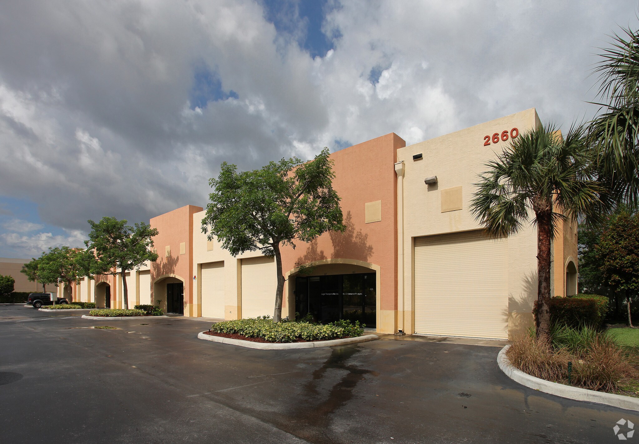 2660 NW 15th Ct, Pompano Beach, FL à louer Photo principale- Image 1 de 11