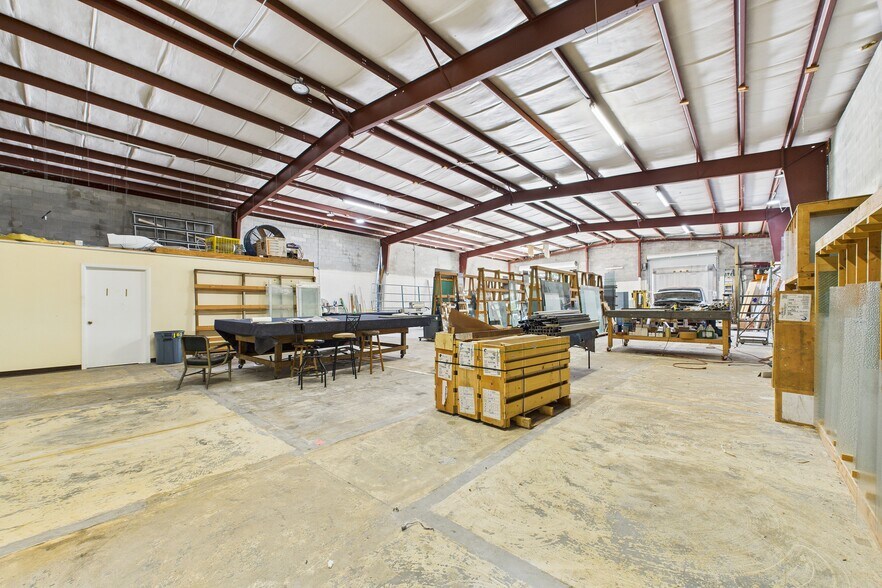 385 East Dr, Melbourne, FL for lease - Building Photo - Image 3 of 13