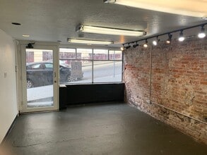 519-521 3rd Ave, Seattle, WA for lease Interior Photo- Image 2 of 4