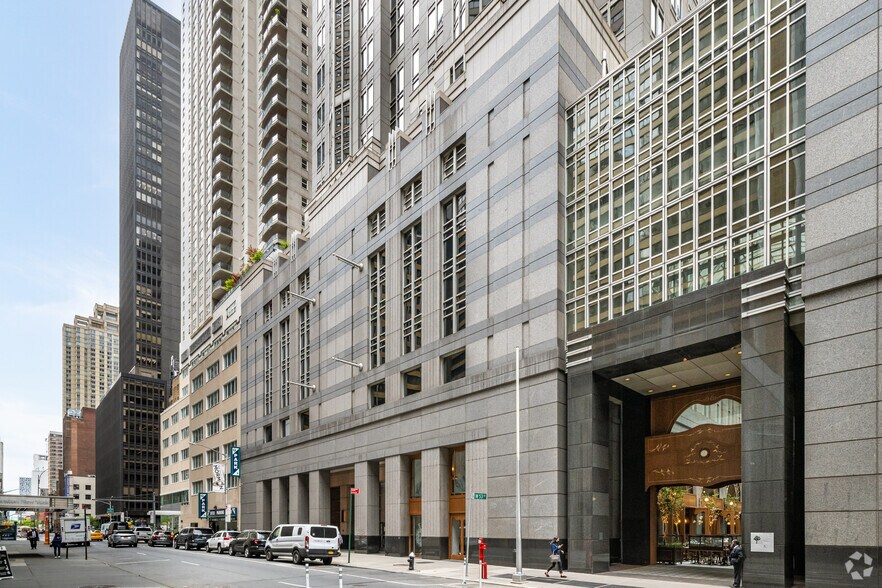 1325 Avenue of the Americas, New York, NY for lease - Building Photo - Image 1 of 29