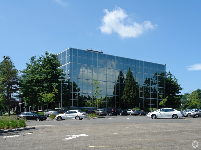 2500 Westchester Ave, Purchase, NY for lease - Building Photo - Image 3 of 18