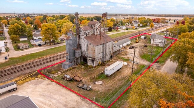 Plus de détails pour 604 South St, Mazon, IL - Industriel à vendre
