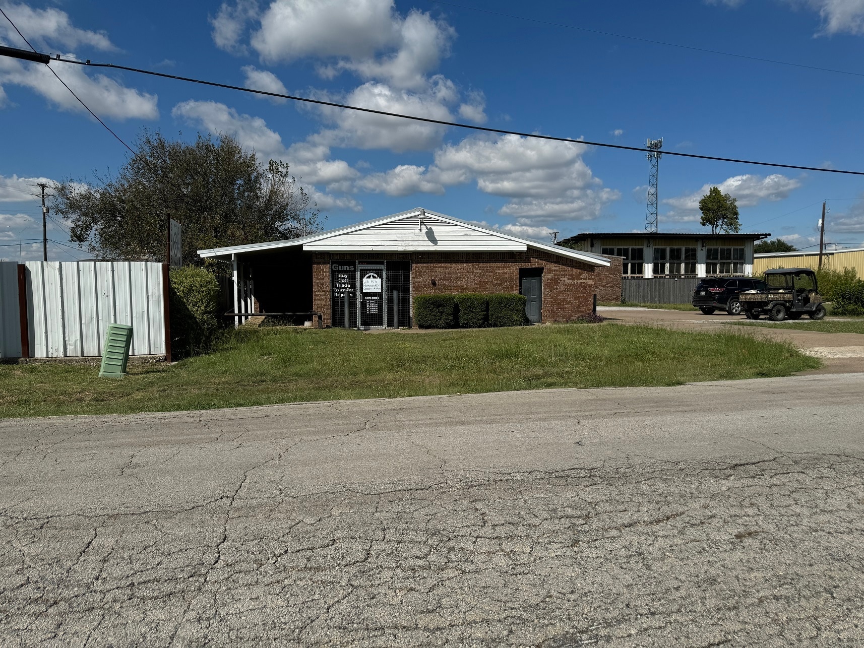 3145 Lomita Dr, Lancaster, TX for lease Building Photo- Image 1 of 5