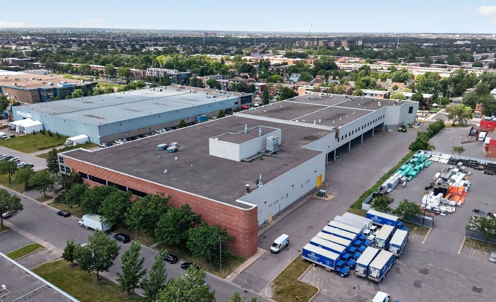 8275 Av Albert-Louis-Van Houtte, Montréal, QC for sale - Building Photo - Image 1 of 15