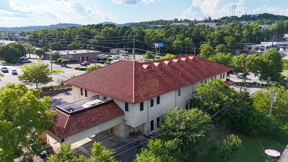 101 S Bowman Rd, Little Rock, AR à louer - Photo du bâtiment - Image 2 de 12