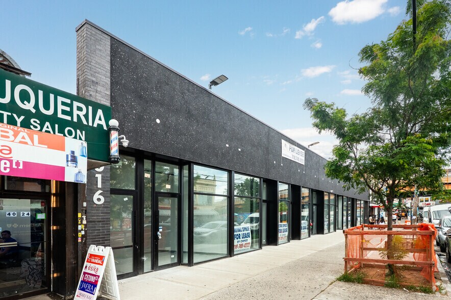 40-16 National St, Corona, NY à louer - Photo du bâtiment - Image 3 de 7