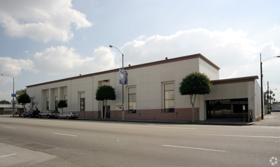 320-330 E Manchester Blvd, Inglewood, CA for lease - Building Photo - Image 2 of 14