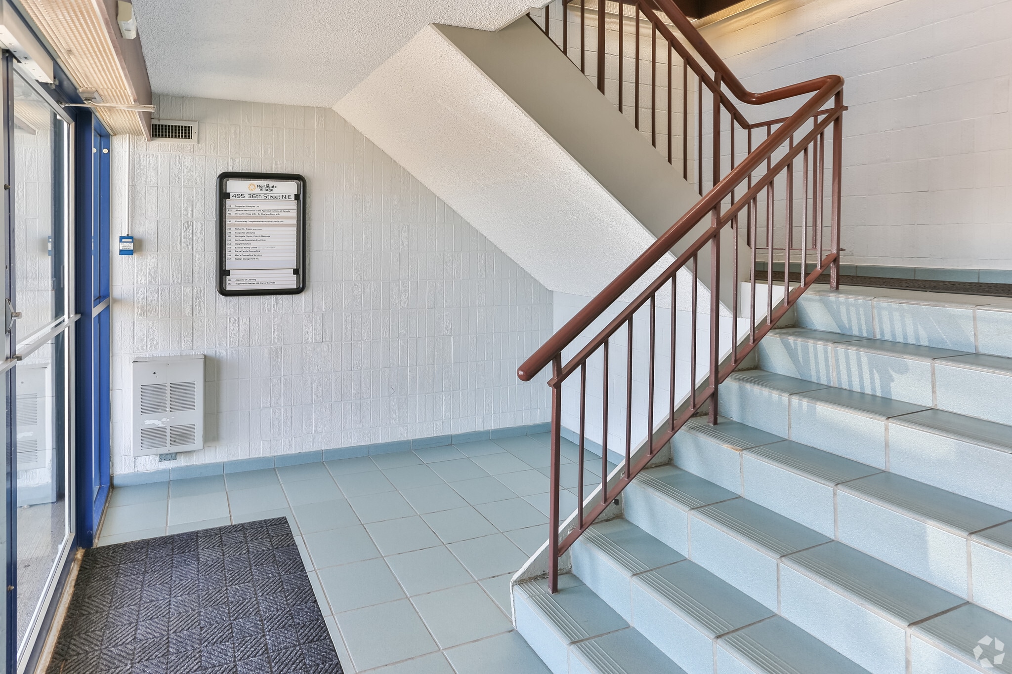 495 36 St NE, Calgary, AB for lease Lobby- Image 1 of 31