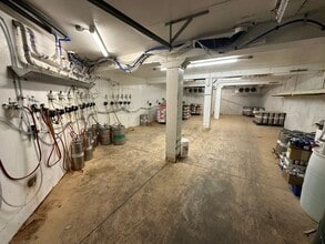 638 Lake St, Wilson, NY for lease Interior Photo- Image 2 of 22