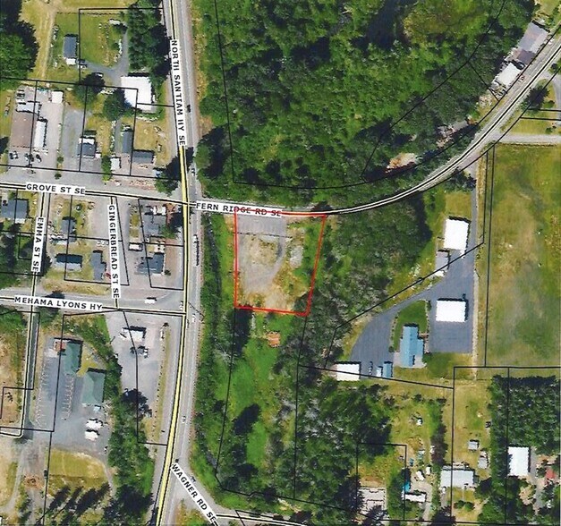 21991 Fern Ridge Rd, Stayton, OR à vendre - Photo du bâtiment - Image 1 de 7