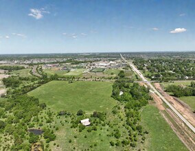 179th Quivira Rd, Olathe, KS - Aerial  map view