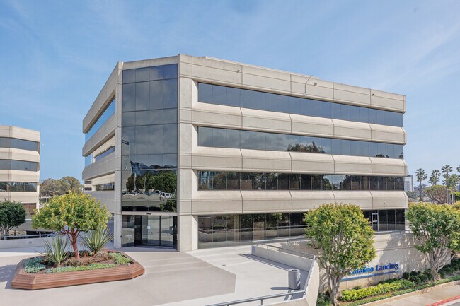 Plus de détails pour 340 Golden Shore, Long Beach, CA - Bureau à louer