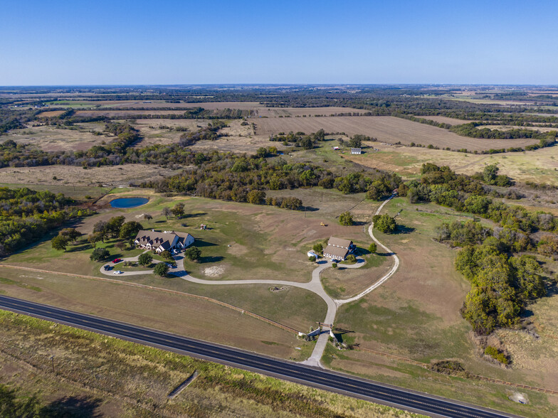 1555 SW State Highway 34, Italy, TX à vendre - Photo du b timent - Image 1 de 7