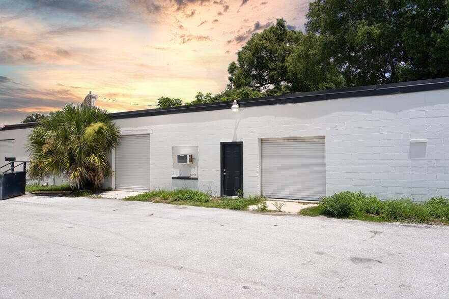 2539-2545 Coolidge Ave, Orlando, FL à louer - Photo du bâtiment - Image 2 de 19