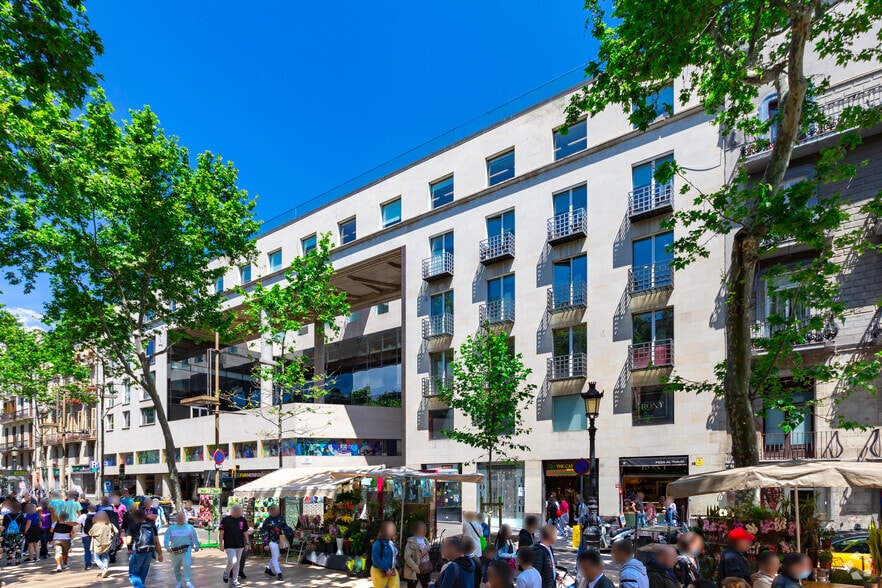 Bureau dans Barcelone, Barcelona à louer - Photo du bâtiment - Image 2 de 3