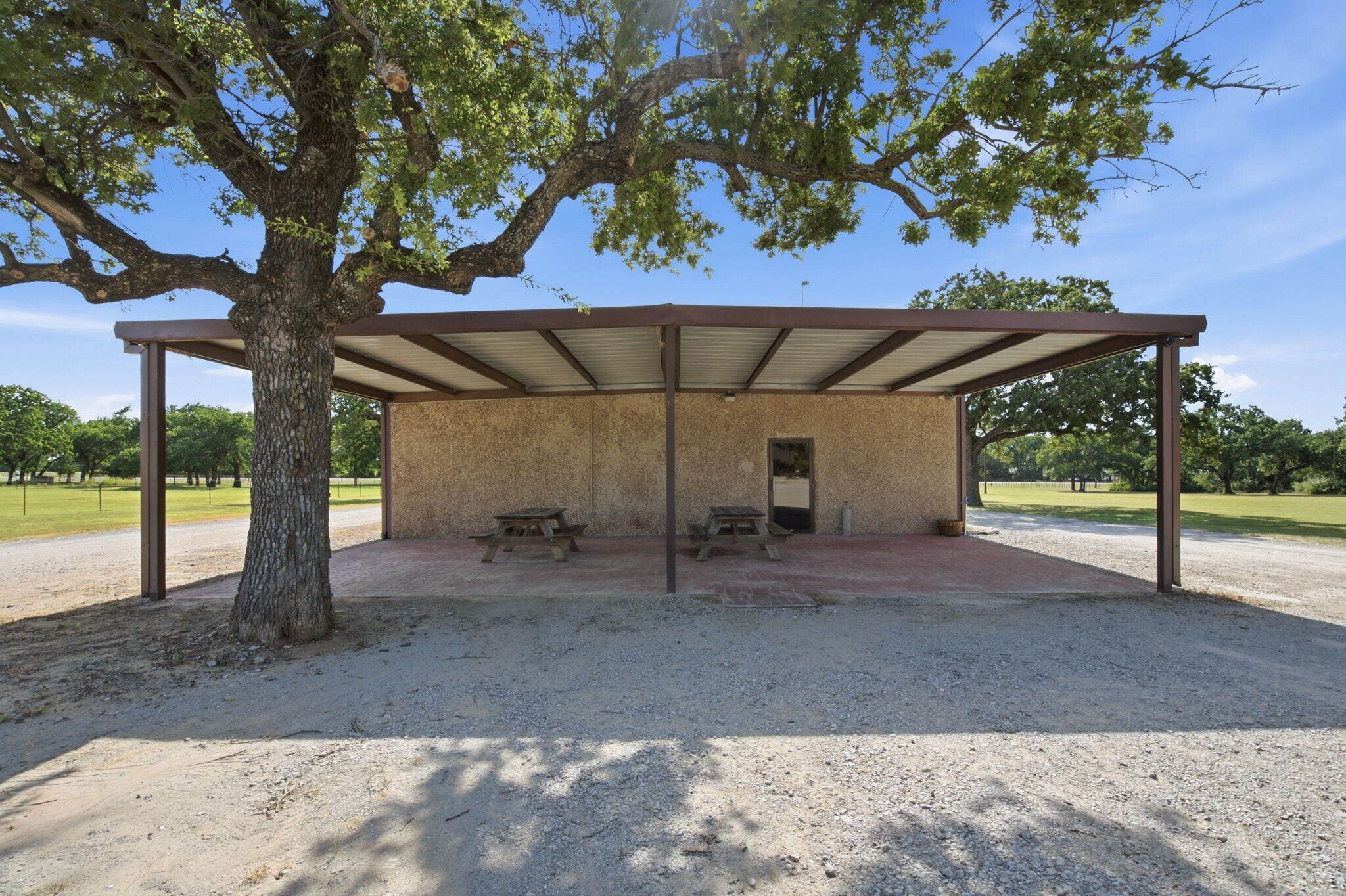4711 S Highway 281, Mineral Wells, TX à vendre Photo du bâtiment- Image 1 de 37