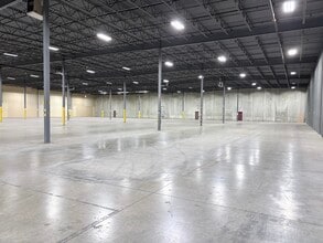 22000 Industrial Blvd, Rogers, MN for lease Interior Photo- Image 1 of 6