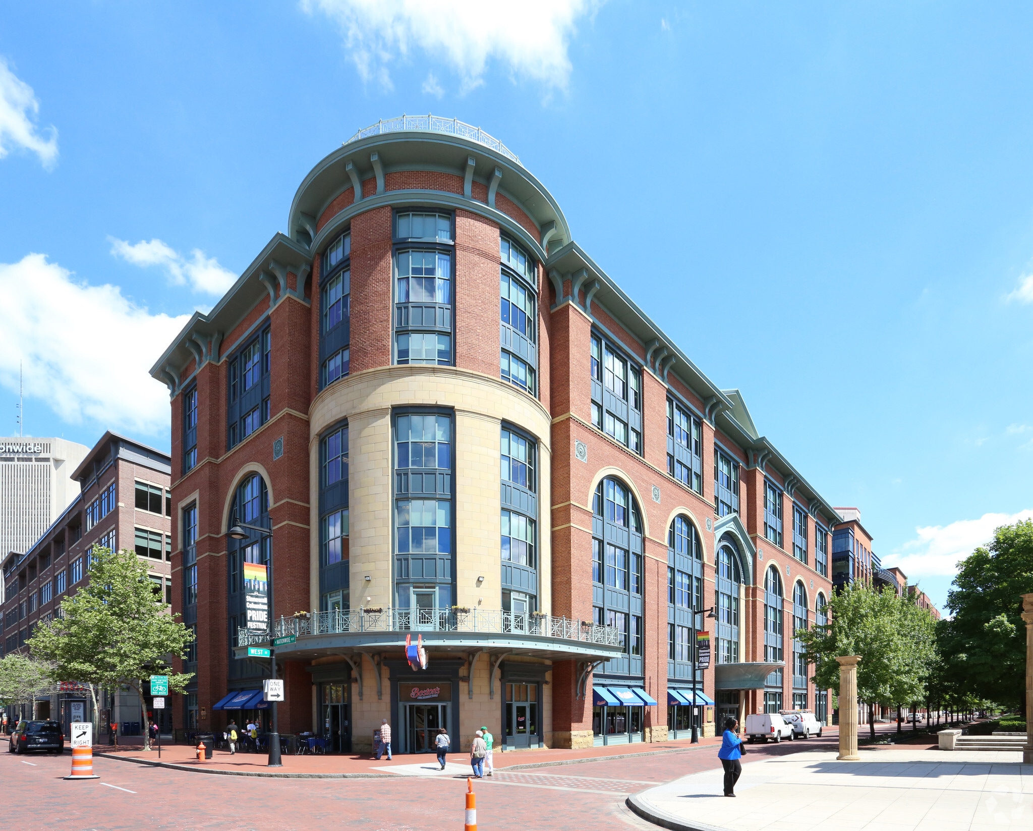 191-199 W Nationwide Blvd, Columbus, OH for lease Building Photo- Image 1 of 10