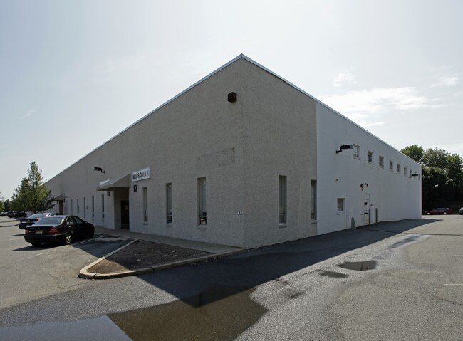 Plus de détails pour 17-39 Leslie Ct, Whippany, NJ - Industriel à louer