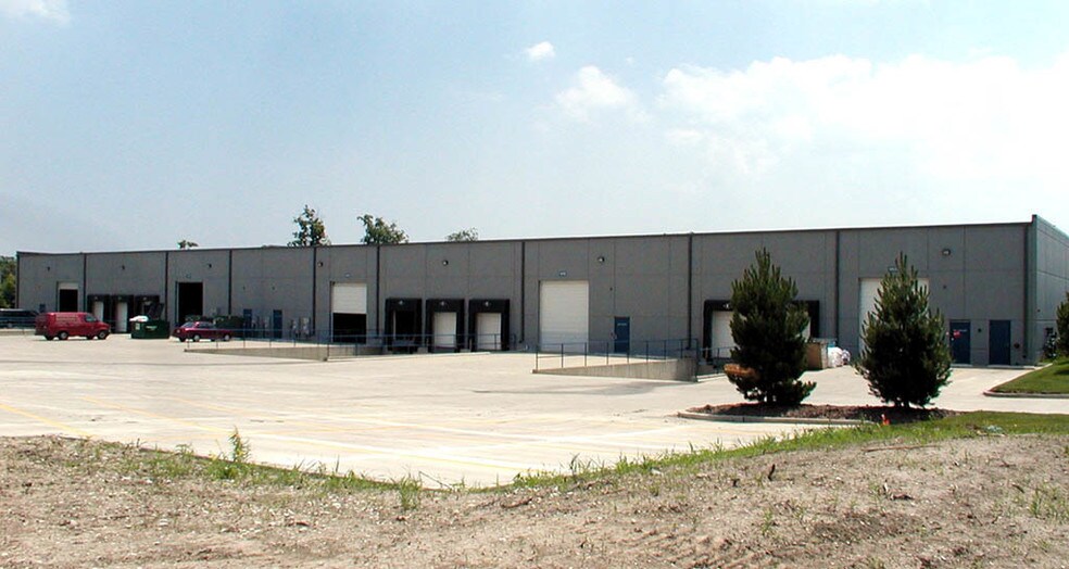 953-977 S Northpoint Blvd, Waukegan, IL à louer - Autre - Image 2 de 6