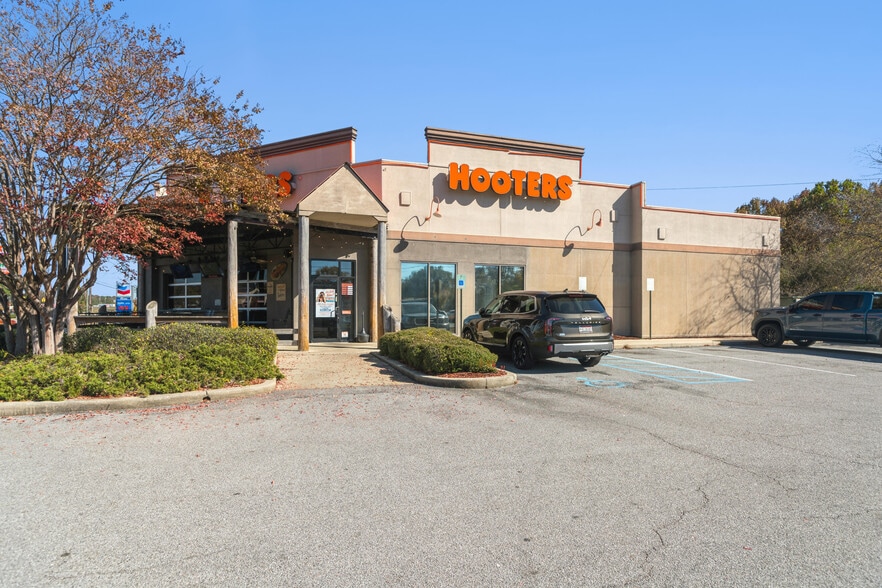 400 Cahaba Valley Rd, Pelham, AL for sale - Building Photo - Image 3 of 3