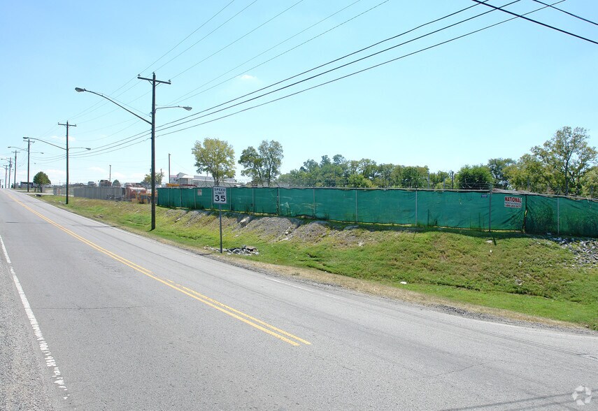 1230 Brick Church Pike, Nashville, TN for sale - Building Photo - Image 3 of 3