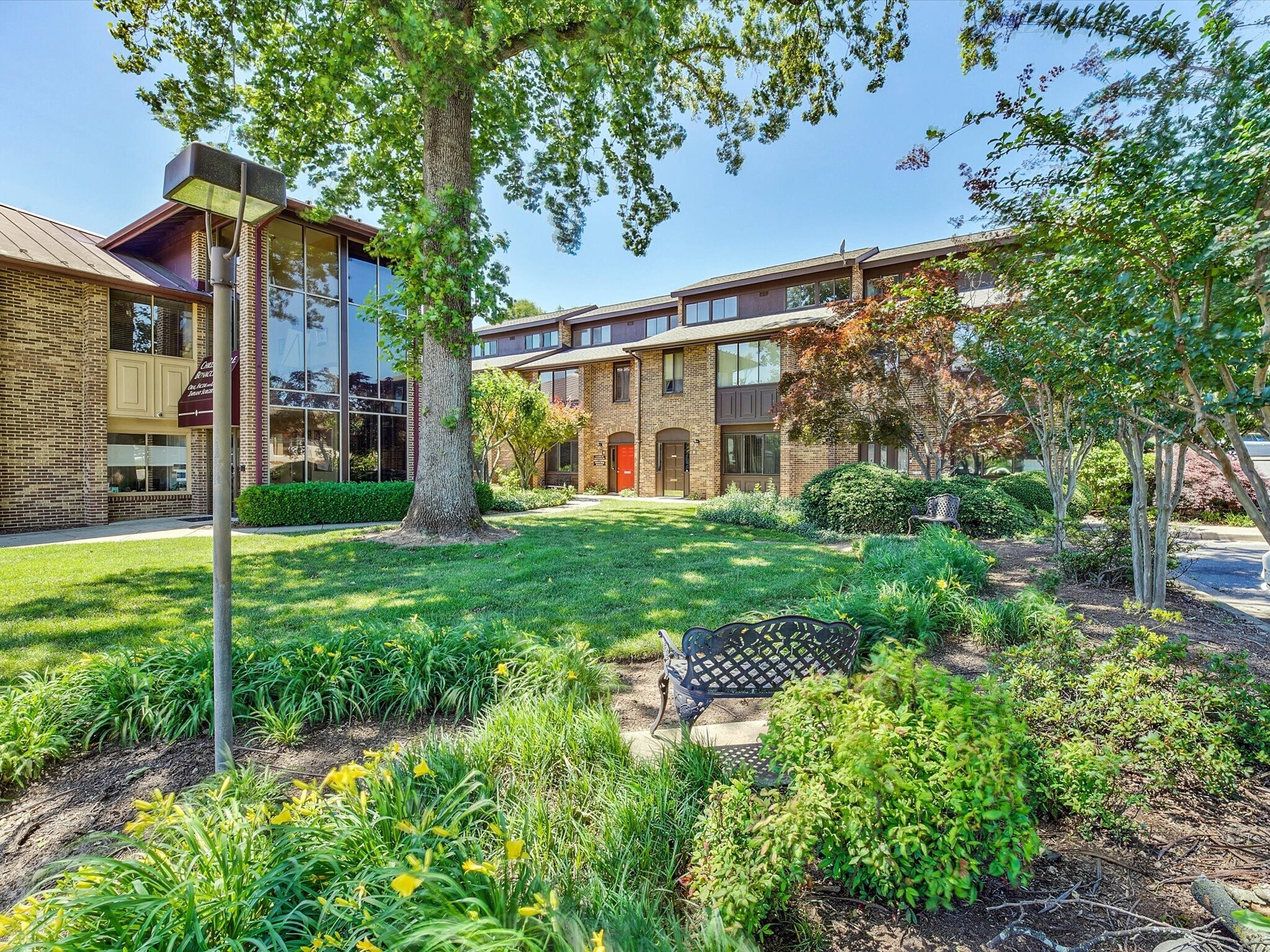 311 W Maple Ave, Vienna, VA for sale Building Photo- Image 1 of 40