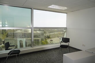 5500 N Service Rd, Burlington, ON for lease Interior Photo- Image 2 of 6