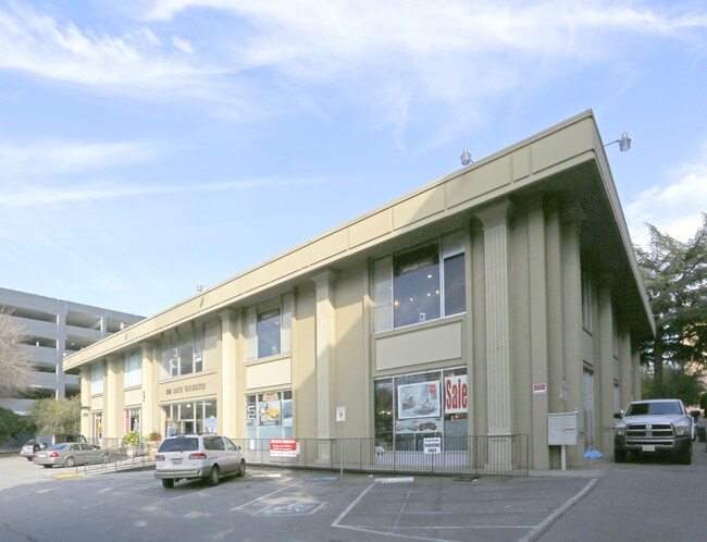 Plus de détails pour 350 S Winchester Blvd, San Jose, CA - Commerce de détail à louer