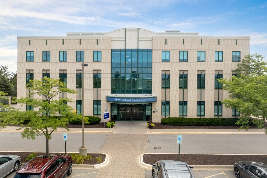 1445 N Hunt Club Rd, Gurnee, IL à louer - Photo du bâtiment - Image 1 de 6