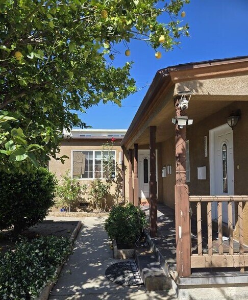 8837 Tilden Ave, Panorama City, CA à vendre - Photo du bâtiment - Image 3 de 18