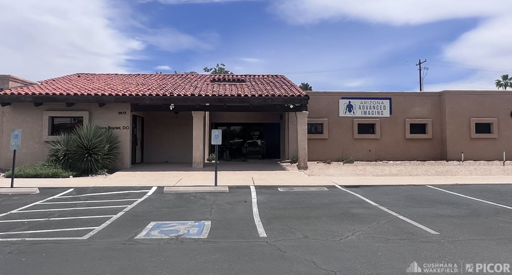 3970-3986 N Campbell Ave, Tucson, AZ 85719 - Unité 3972 - - Photo intérieure - Image 1 of 8