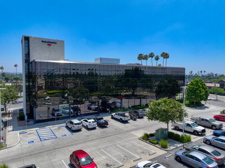 6370 Magnolia Ave, Riverside, CA for sale - Building Photo - Image 2 of 9