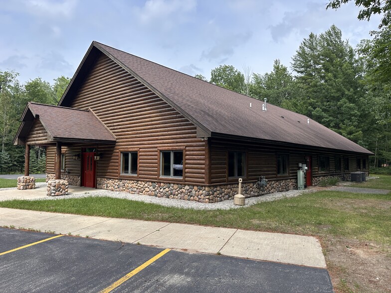 1499 Business Park Dr, Traverse City, MI for sale - Building Photo - Image 2 of 19
