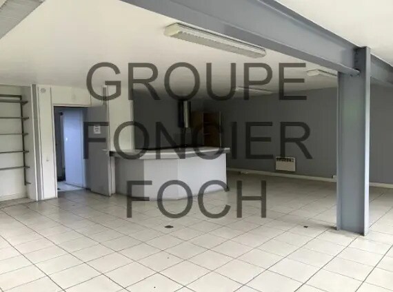 Flex in Genas for lease - Interior Photo - Image 3 of 9