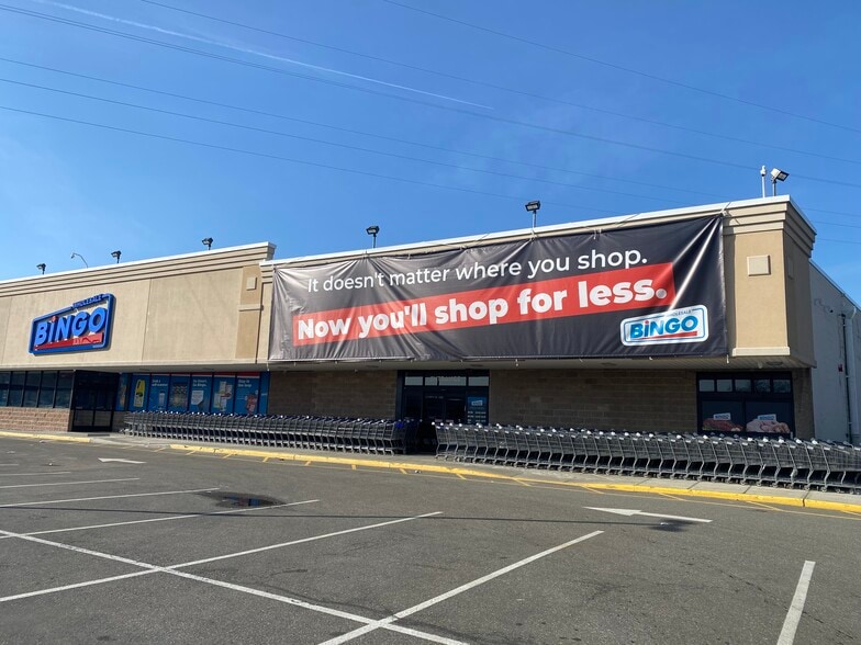 603 Burnside Ave, Inwood, NY for lease - Building Photo - Image 2 of 6