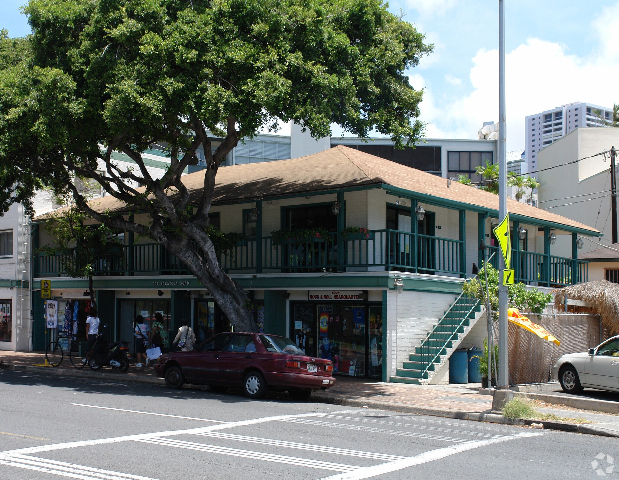 337-341 Saratoga Rd, Honolulu, HI à louer Photo principale- Image 1 de 12