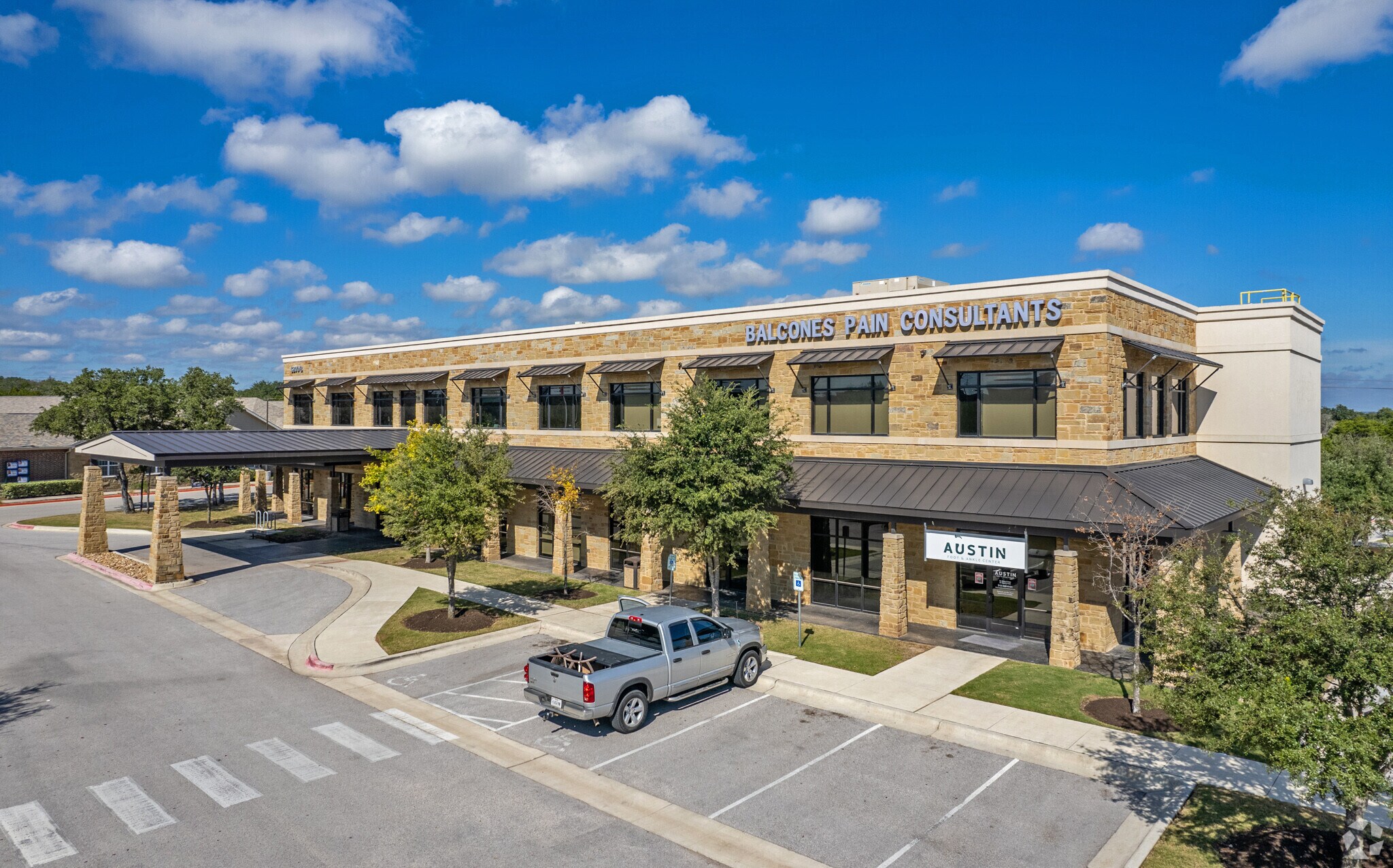 5200-B Davis Ln, Austin, TX à louer Photo du bâtiment- Image 1 de 7